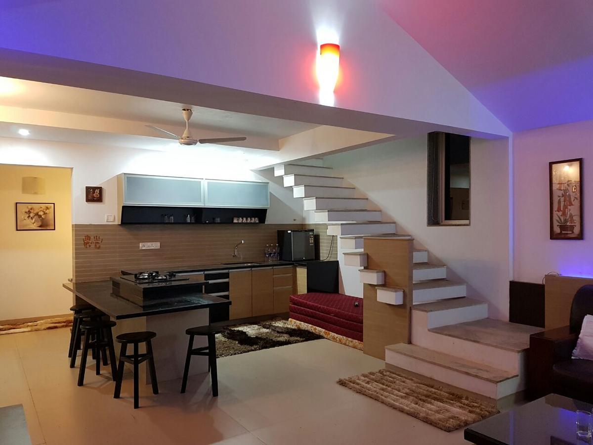 Cherilyn Monta Resort - Ratnagiri Vatul Екстер'єр фото