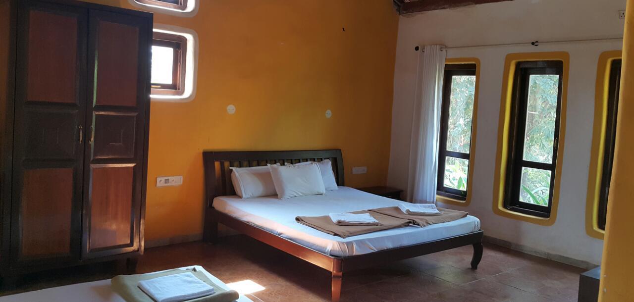 Cherilyn Monta Resort - Ratnagiri Vatul Екстер'єр фото