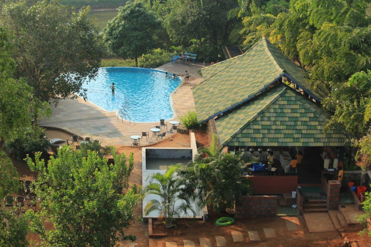 Cherilyn Monta Resort - Ratnagiri Vatul Екстер'єр фото