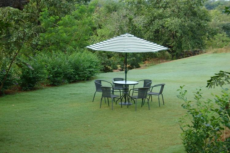 Cherilyn Monta Resort - Ratnagiri Vatul Екстер'єр фото