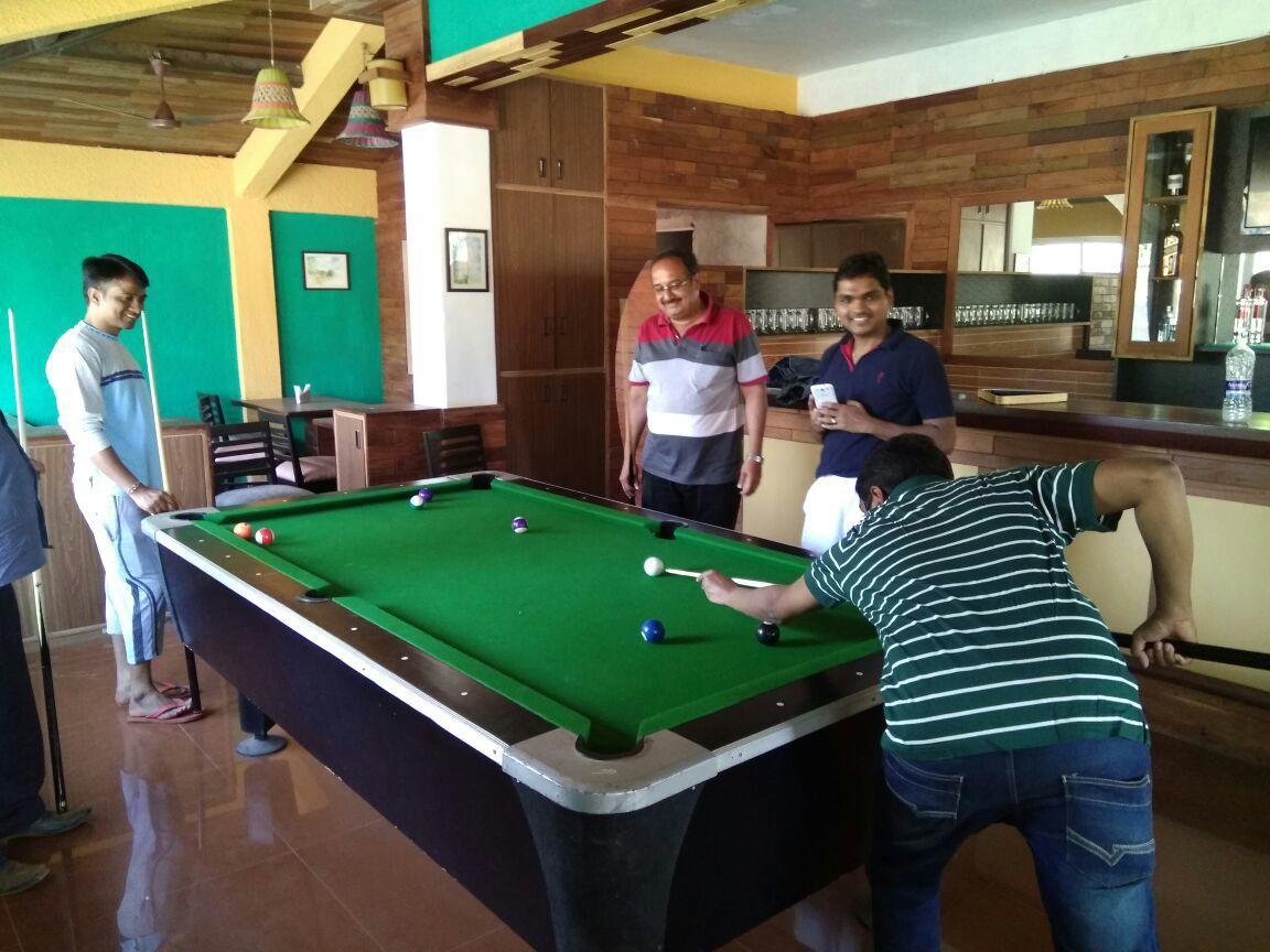 Cherilyn Monta Resort - Ratnagiri Vatul Екстер'єр фото